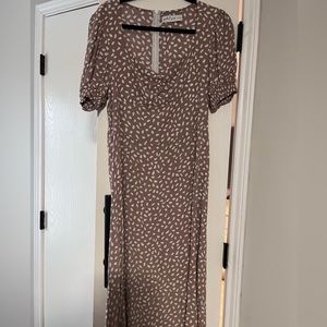Petal & Pup size 12 mid length dress with slit